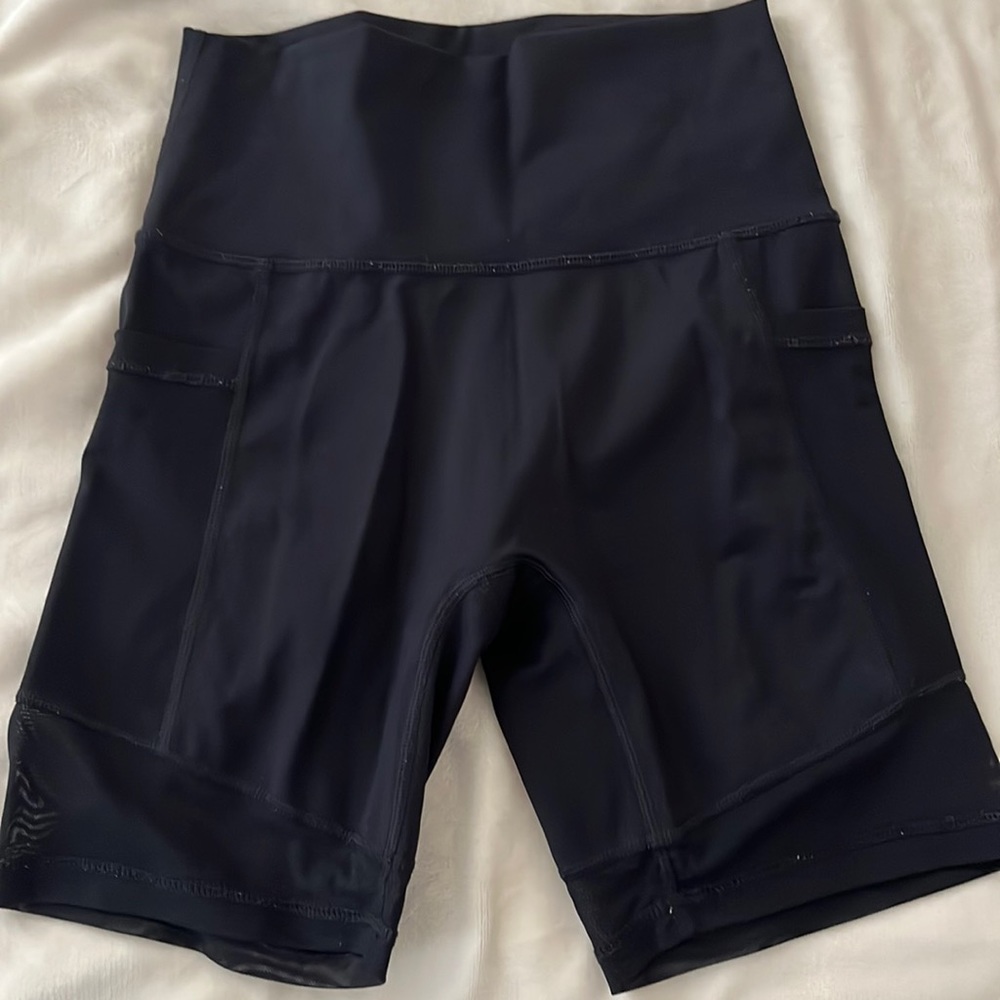 Aerie bike short